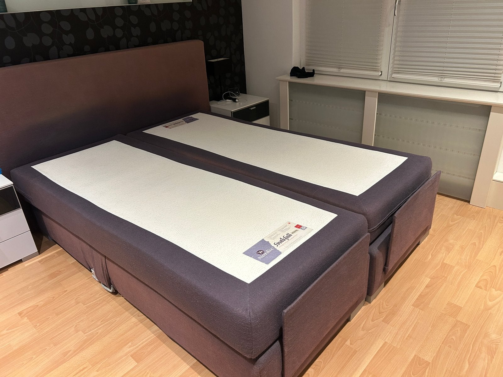 Boxspring electrisch verstelbaar, Ophalen, Gebruikt, 210 cm, Tweepersoons