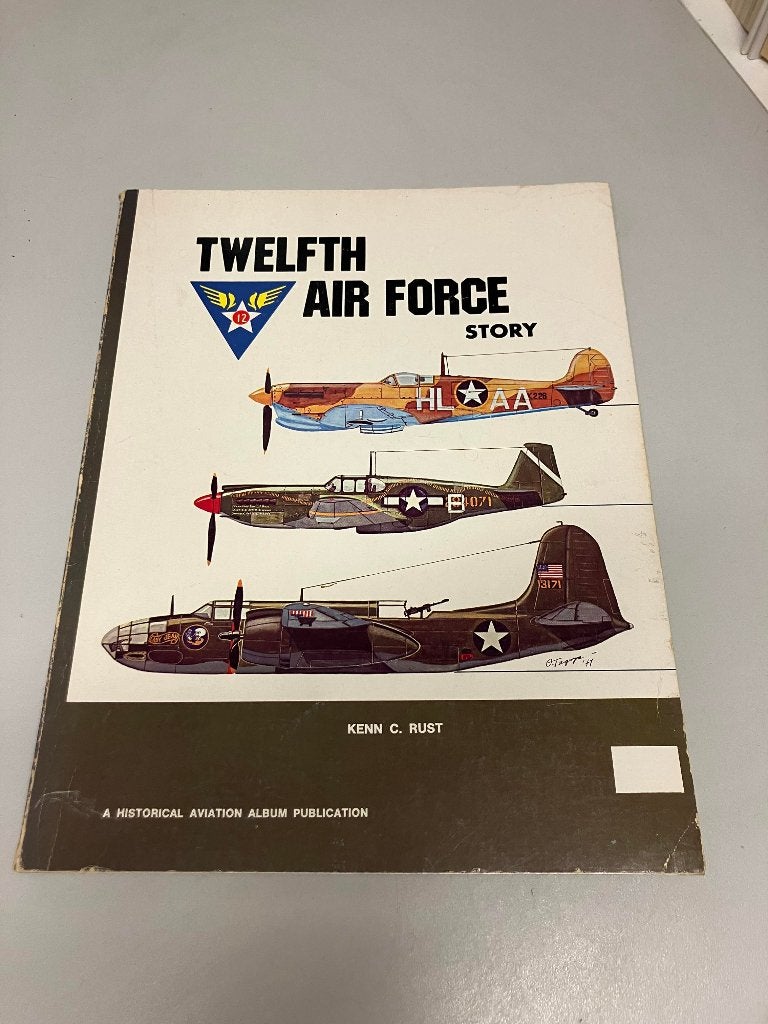 Twelfth air force story, Boeken, Kenn C. Rust, Ophalen of Verzenden, Luchtmacht, Tweede Wereldoorlog