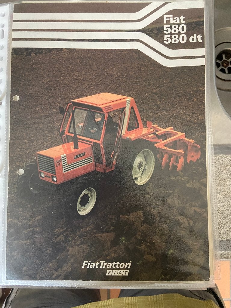 Tractorfolders, Ophalen of Verzenden, Zo goed als nieuw, Folder