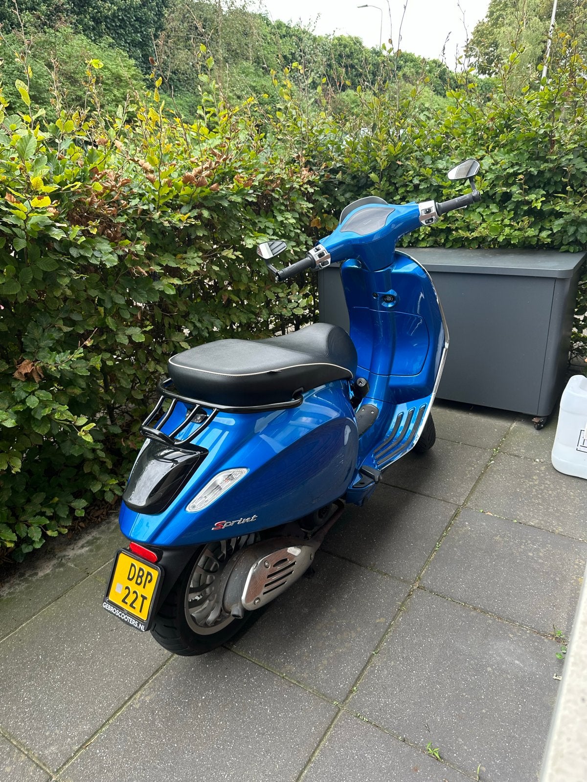 Vespa Sprint 50cc - Blauw - Goed onderhouden, Fietsen en Brommers, Ophalen, Gebruikt, Overige modellen, Maximaal 45 km/u