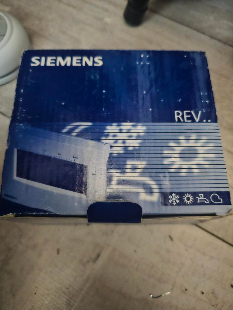 Siemens REV200 Thermostaat - Programmeerbaar, Ophalen of Verzenden, Nieuw