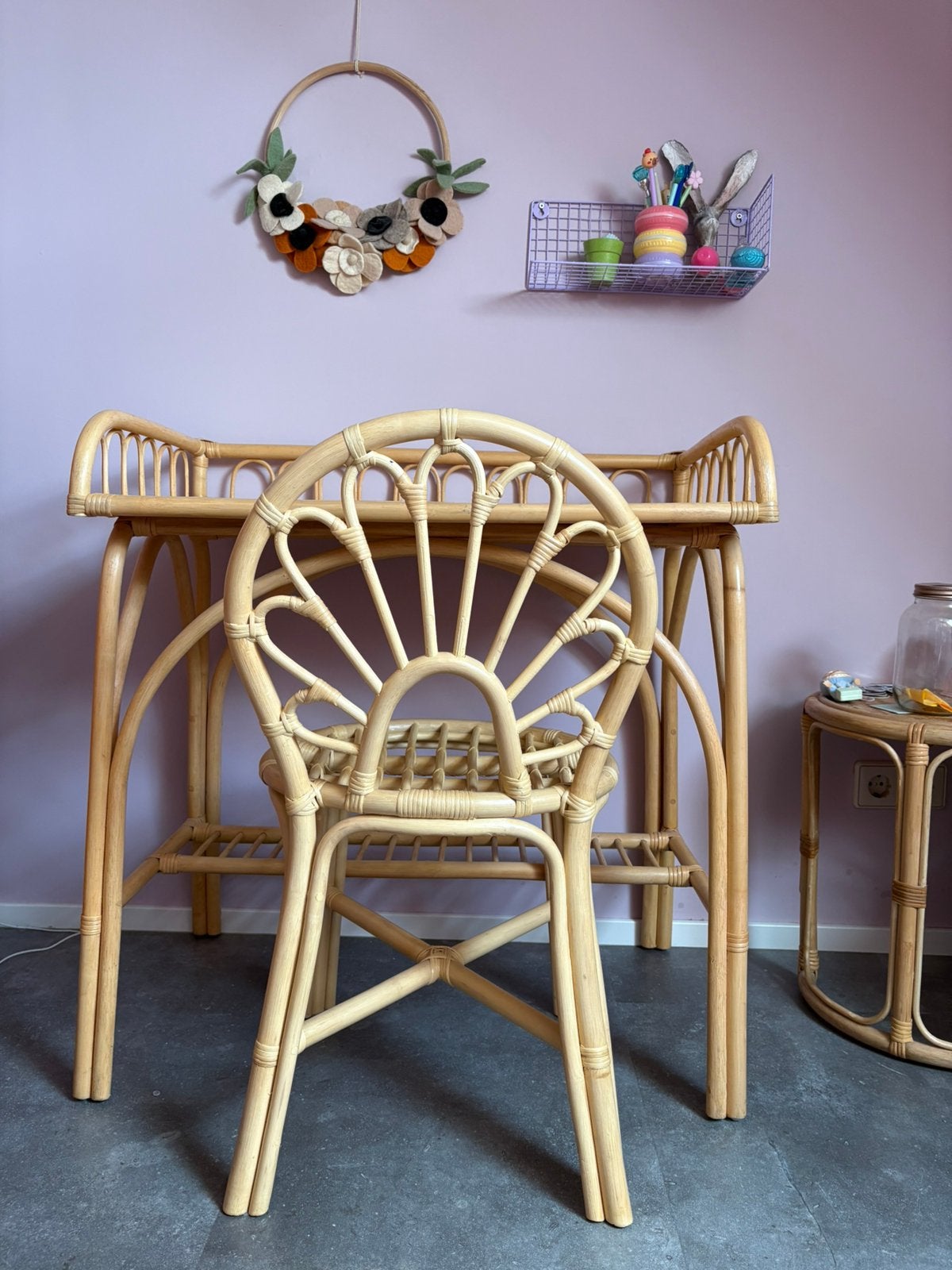 Rotan meiden bureau La Redoute met stoel, Ophalen, Zo goed als nieuw, Tafel(s) en Stoel(en)