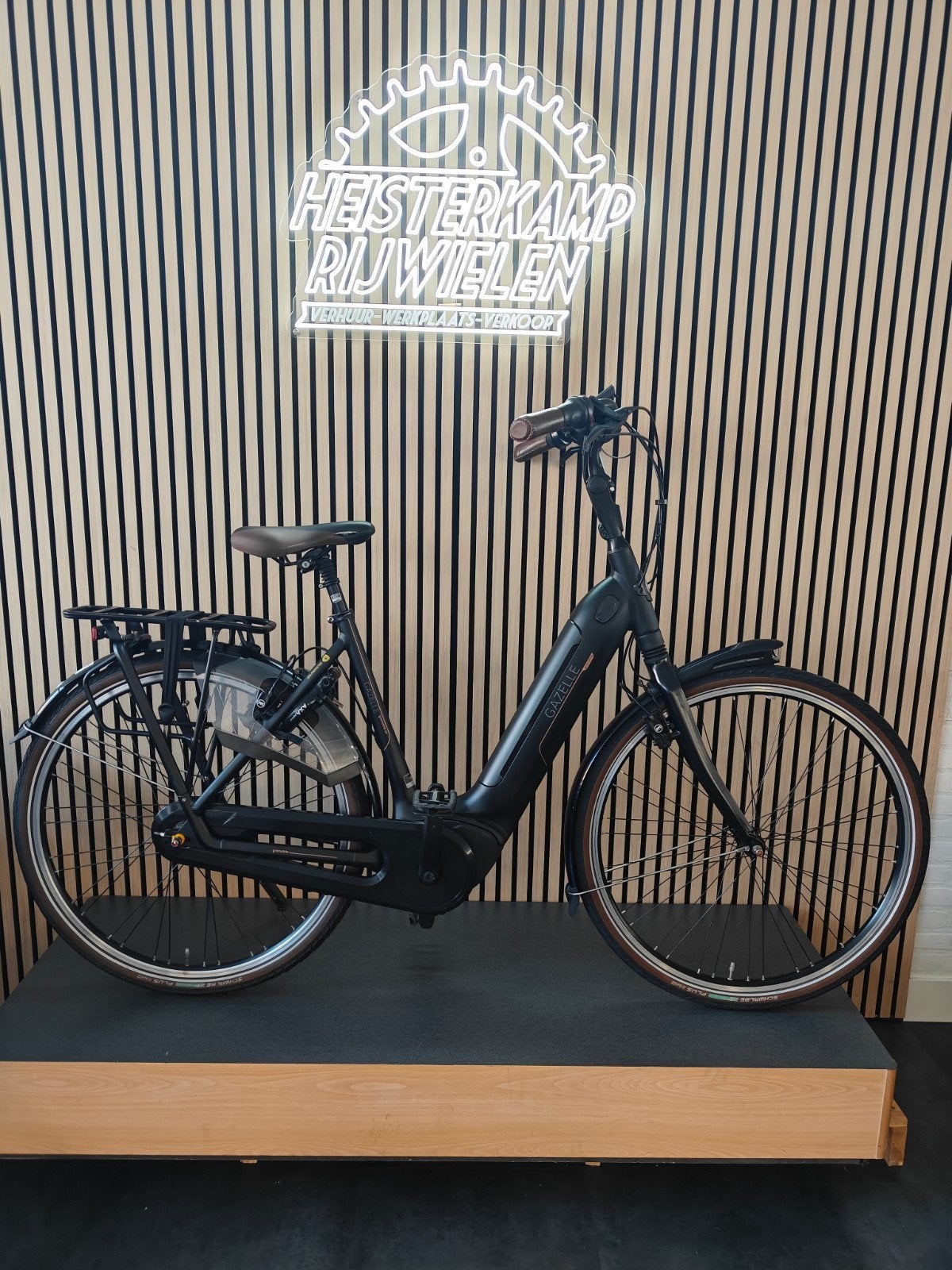 Gazelle Grenoble C8+ HMB, GPS Protected, Ophalen, 53 tot 56 cm, Versnellingen, Zo goed als nieuw