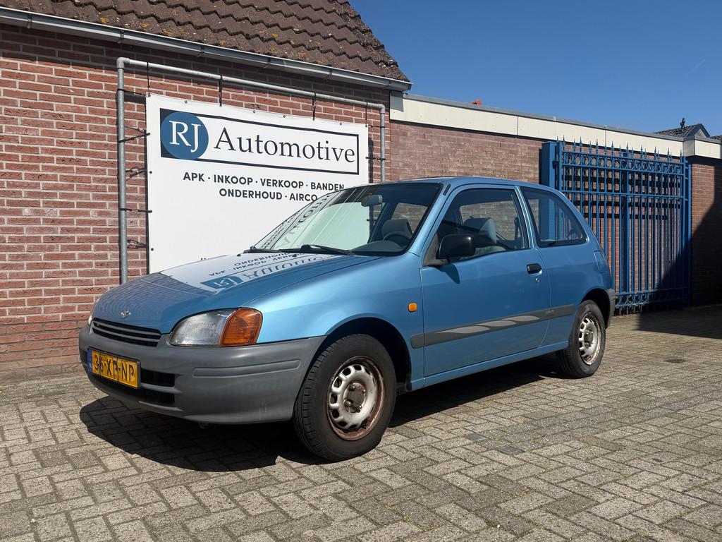 Toyota Starlet 1.3-16V XLi APK (bj 1998), 74 pk, Blauw, Origineel Nederlands, Bedrijf