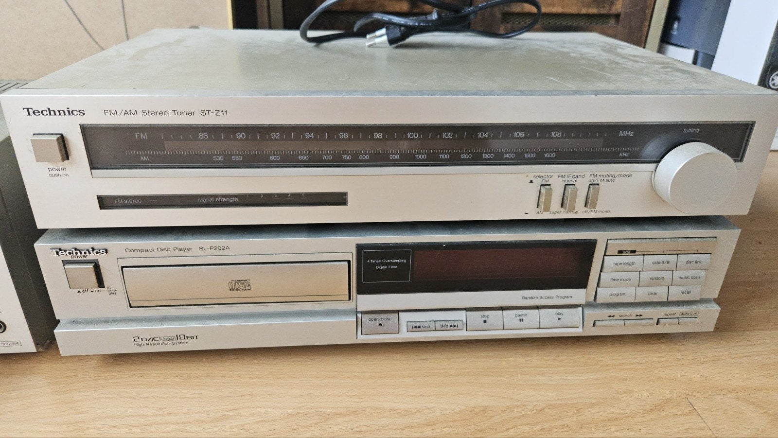 Technics FM/AM tuner ST-Z11 + Technics CD speler SL-P202A, Ophalen, Gebruikt, Cd-speler, Overige merken