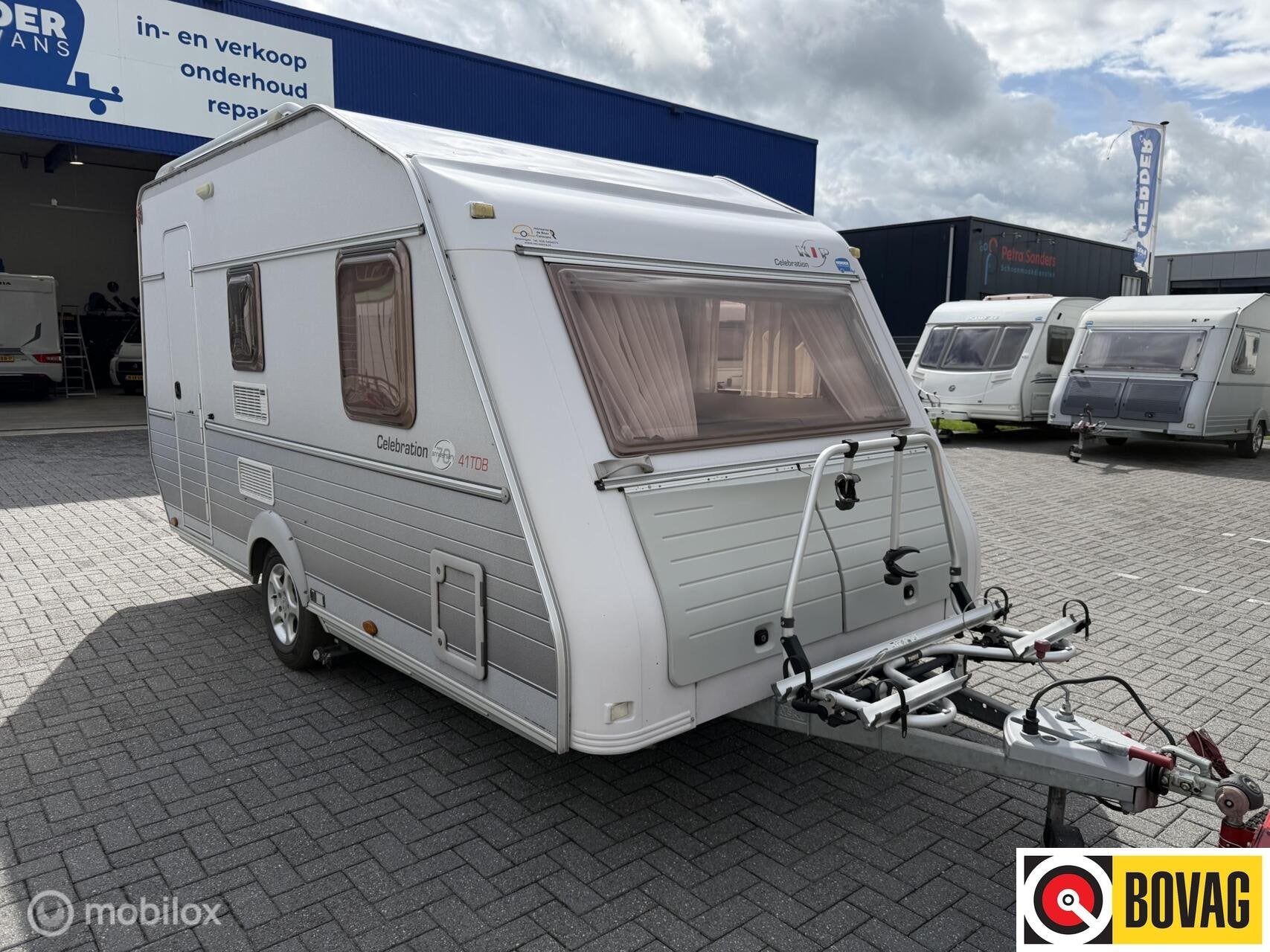Kip Celebration 41 TDB MOVER - LUIFEL, Kip, Bedrijf, Treinzit, 6 tot 7 meter