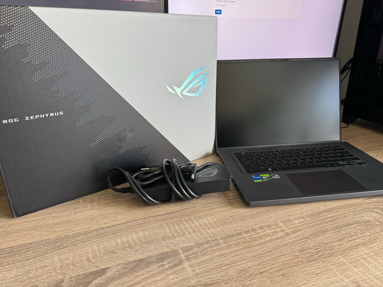 ASUS ROG Zephyrus G16 Gaming Laptop, Met videokaart, 2 tot 3 Ghz, Qwerty, Ophalen of Verzenden