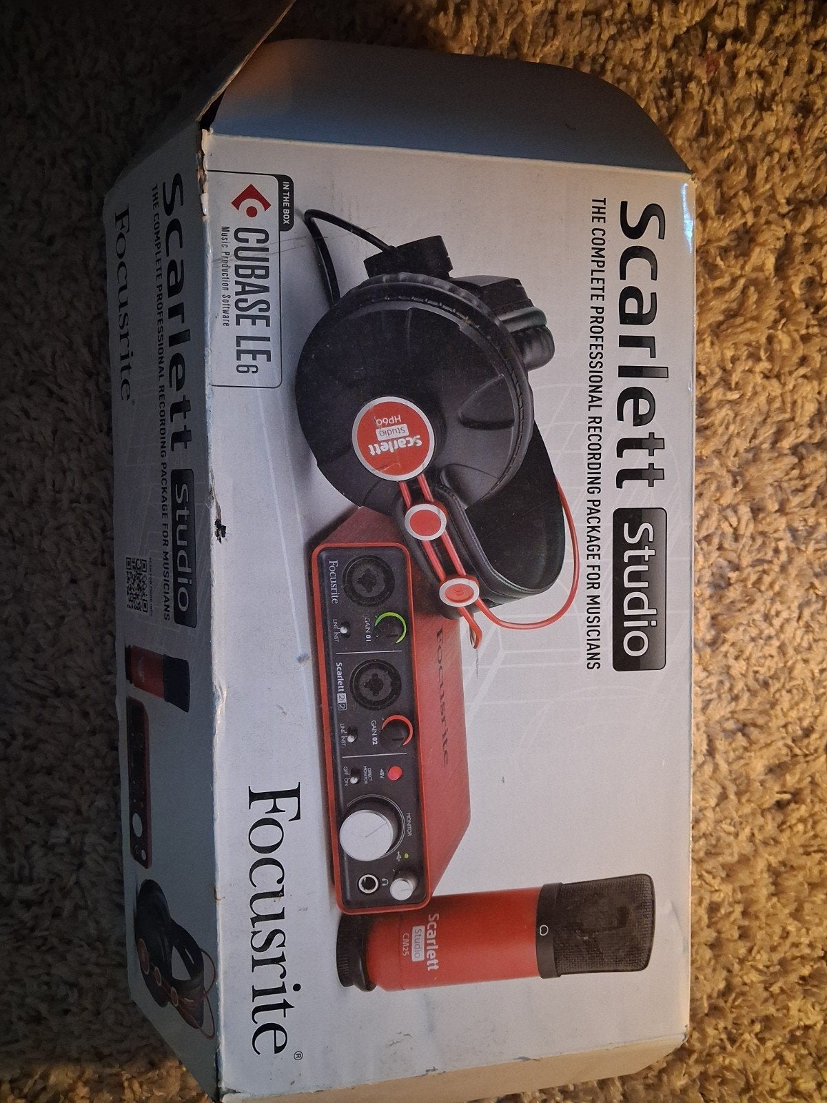 Focusrite Scarlett Studio Set (excl. koptelefoon), Ophalen, Gebruikt, Studiomicrofoon