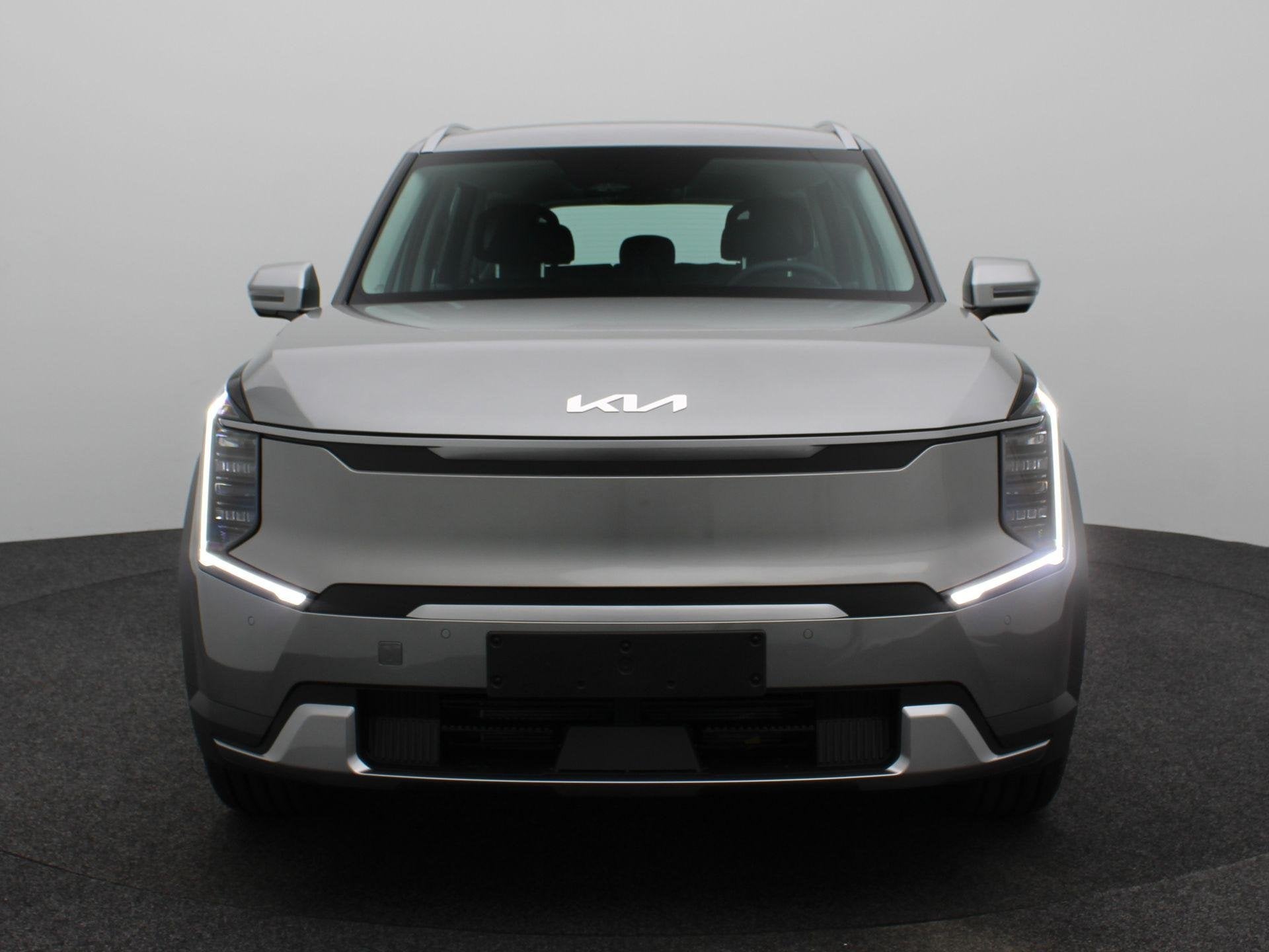 Kia EV9 First Edition 76.1 kWh | Navi | Camera | LM | Climat, Auto's, Kia, Dealer onderhouden, EV9, 7 stoelen, Nieuw