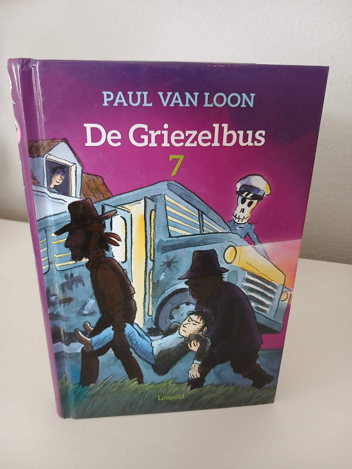 Paul van Loon-De griezelbus 7, Boeken, Ophalen of Verzenden, Zo goed als nieuw