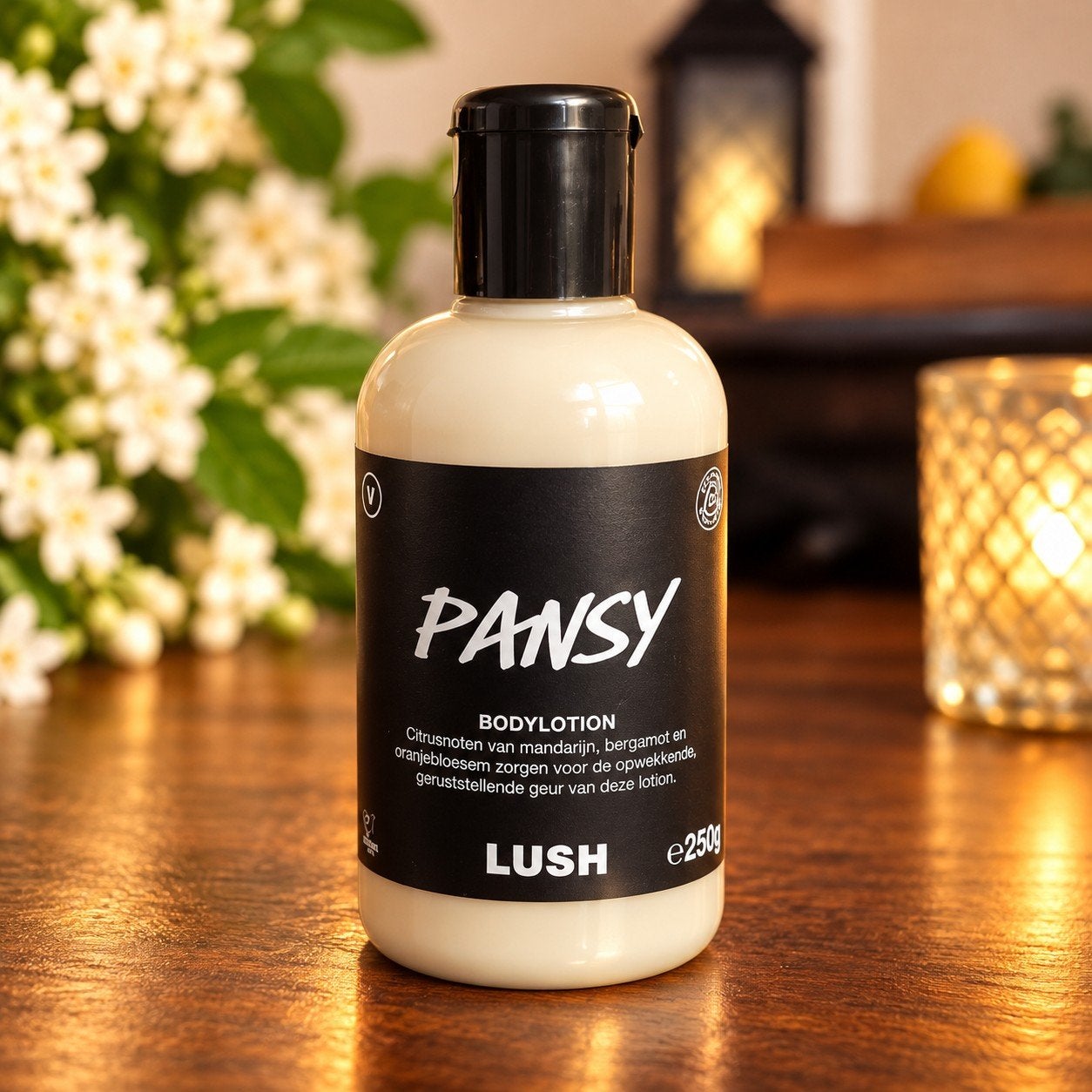 Lush Pansy Bodylotion 250g, Verzenden, Nieuw, Bodylotion, Crème of Olie