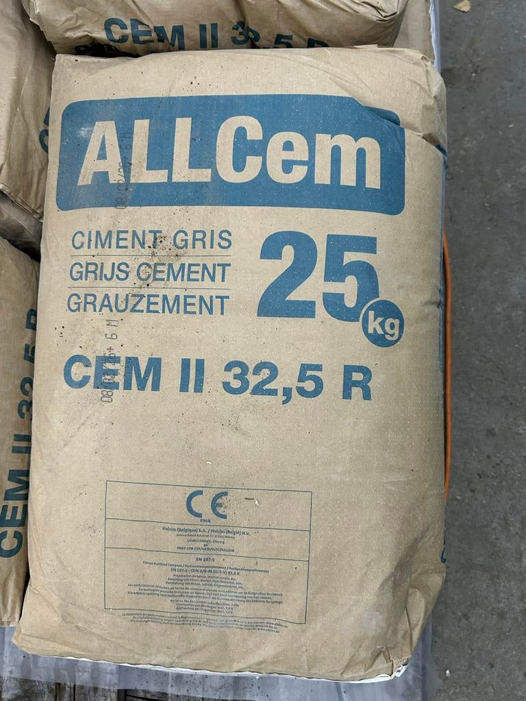 9 zakken ALLCem grijs cement 25kg - CEM II 32,5 R, Ophalen, Nieuw