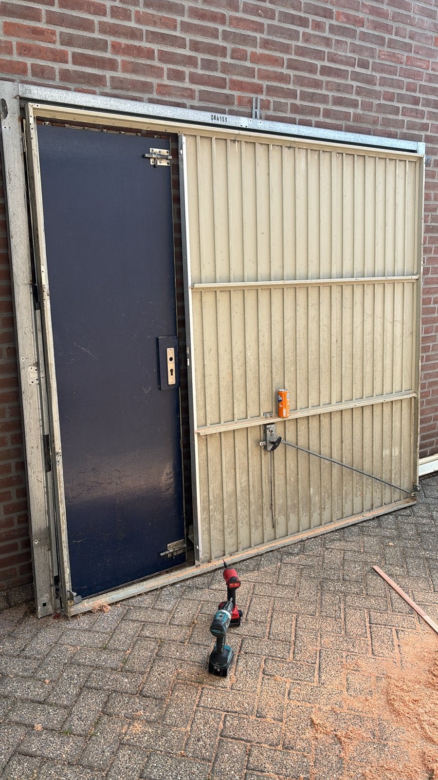 Oud ijzer stalen kanteldeur gratis, Ophalen, Gebruikt, 225 cm of meer, Overige typen