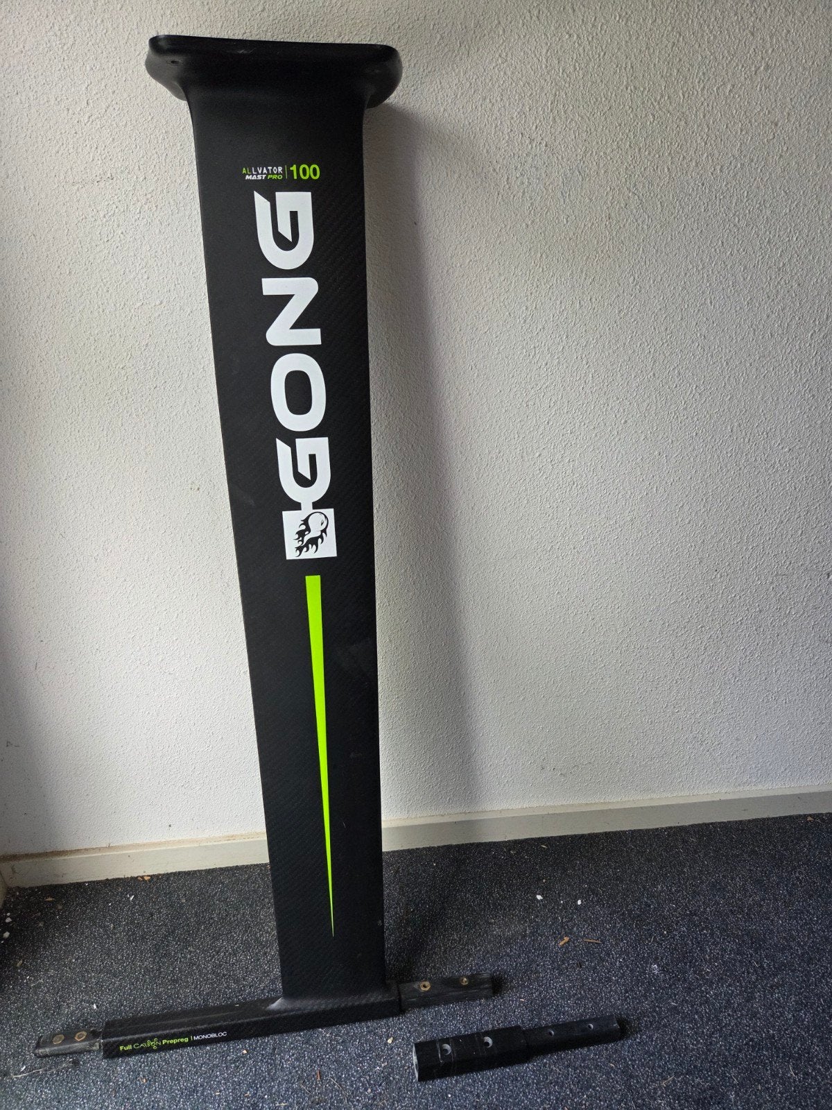 Carbon Gong Mast 100cm V2 - Windfoil Geschikt, Ophalen of Verzenden, Gebruikt, Foil