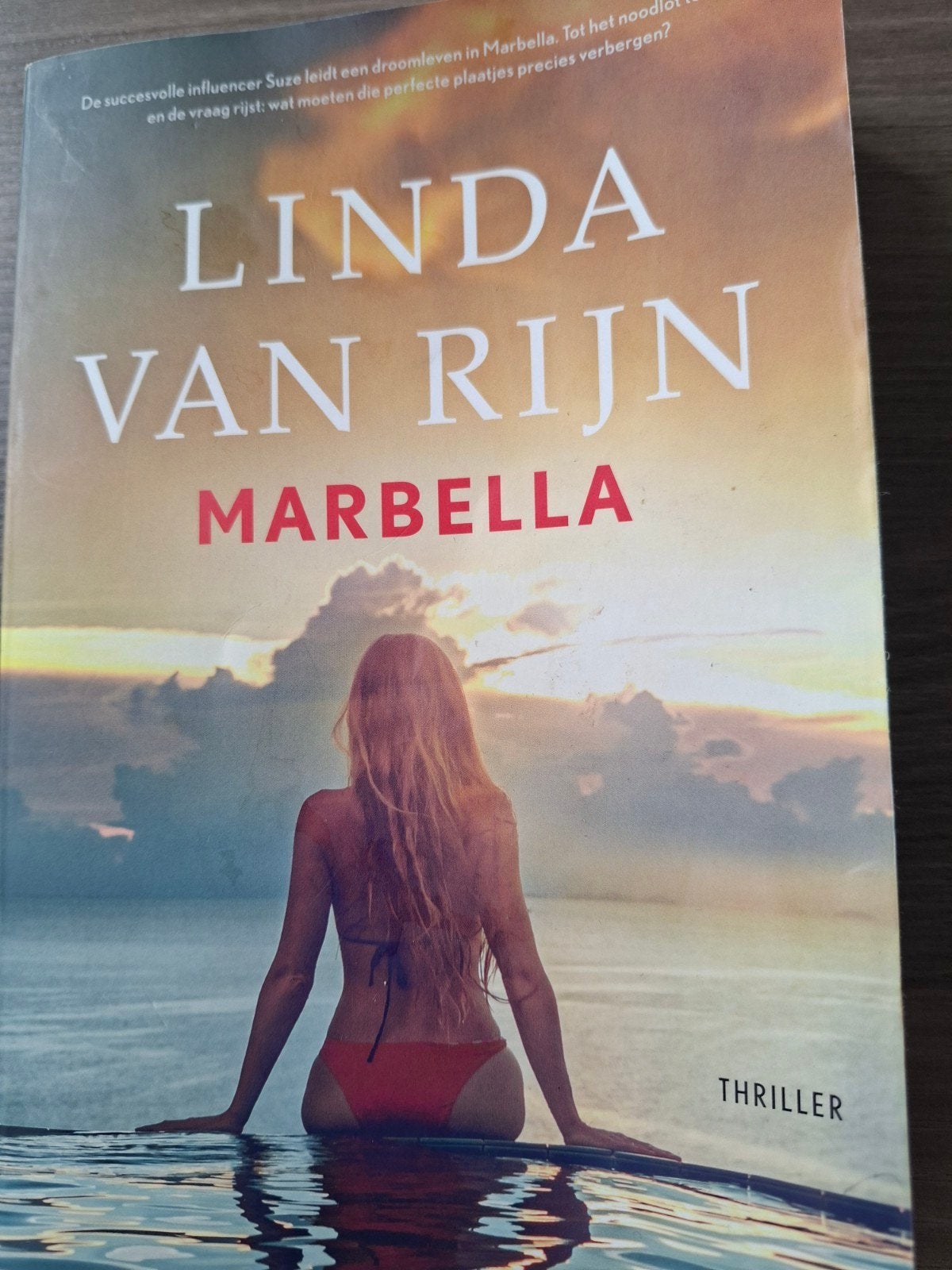 Linda van Rijn - Marbella (Thriller), Boeken, Thrillers, Ophalen of Verzenden, Zo goed als nieuw, Linda van Rijn