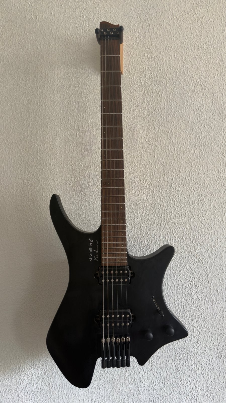 Strandberg Boden Essential 6 Black Granite, Muziek en Instrumenten, Ophalen, Zo goed als nieuw, Solid body, Overige merken