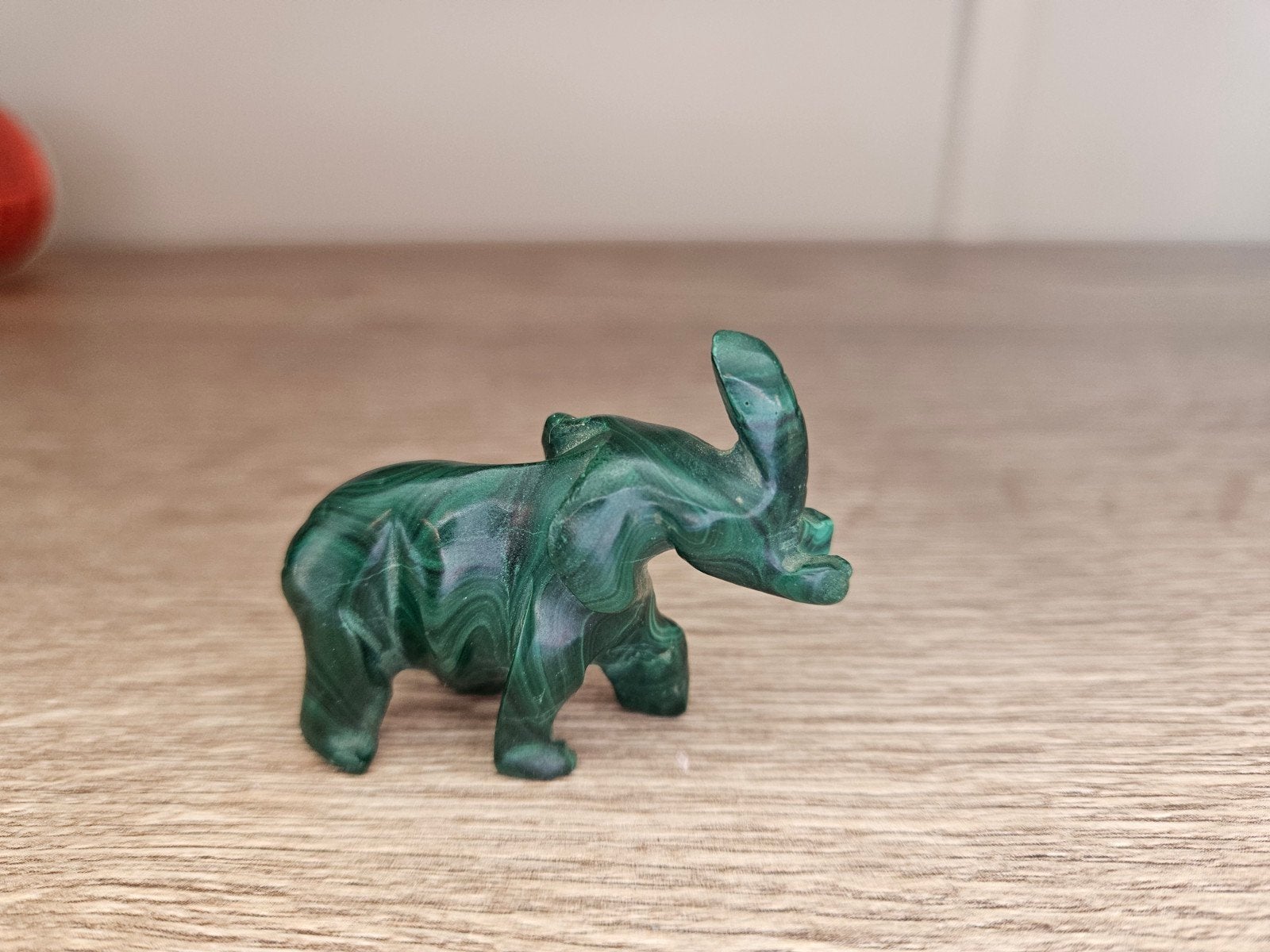 malachiet/jade olifantje, Verzamelen, Beelden en Beeldjes, Ophalen of Verzenden, Zo goed als nieuw, Dier