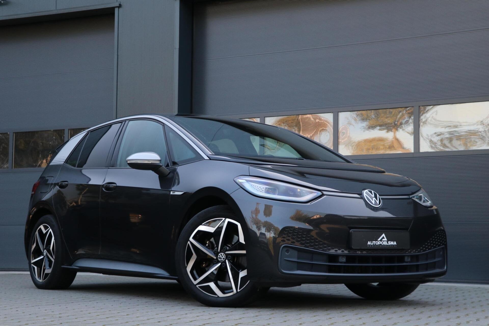 Volkswagen ID.3 First Plus 58 kWh AppleCarplay IQ-Light Trek, Auto's, Automaat, Dealer onderhouden, Gebruikt, Zwart