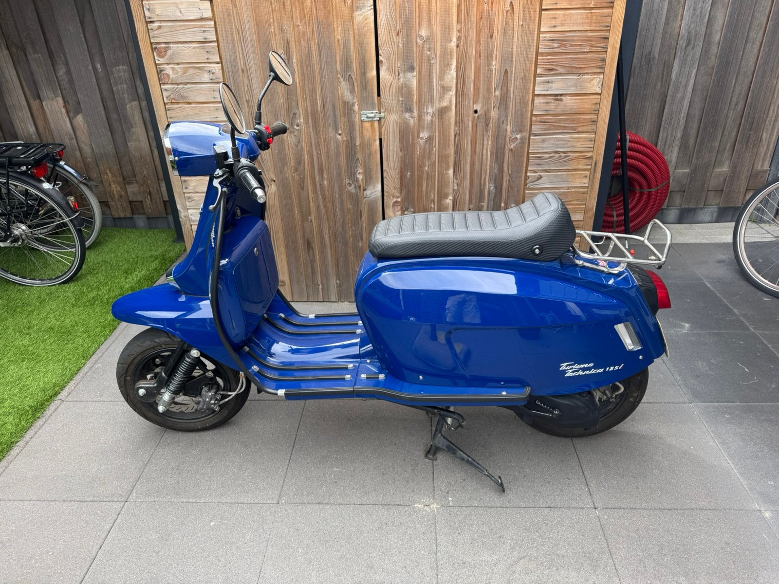Scomadi TT125i motorscooter nieuwstaat 300km, Motoren, Ophalen, 1 cilinder, 11 kW of minder
