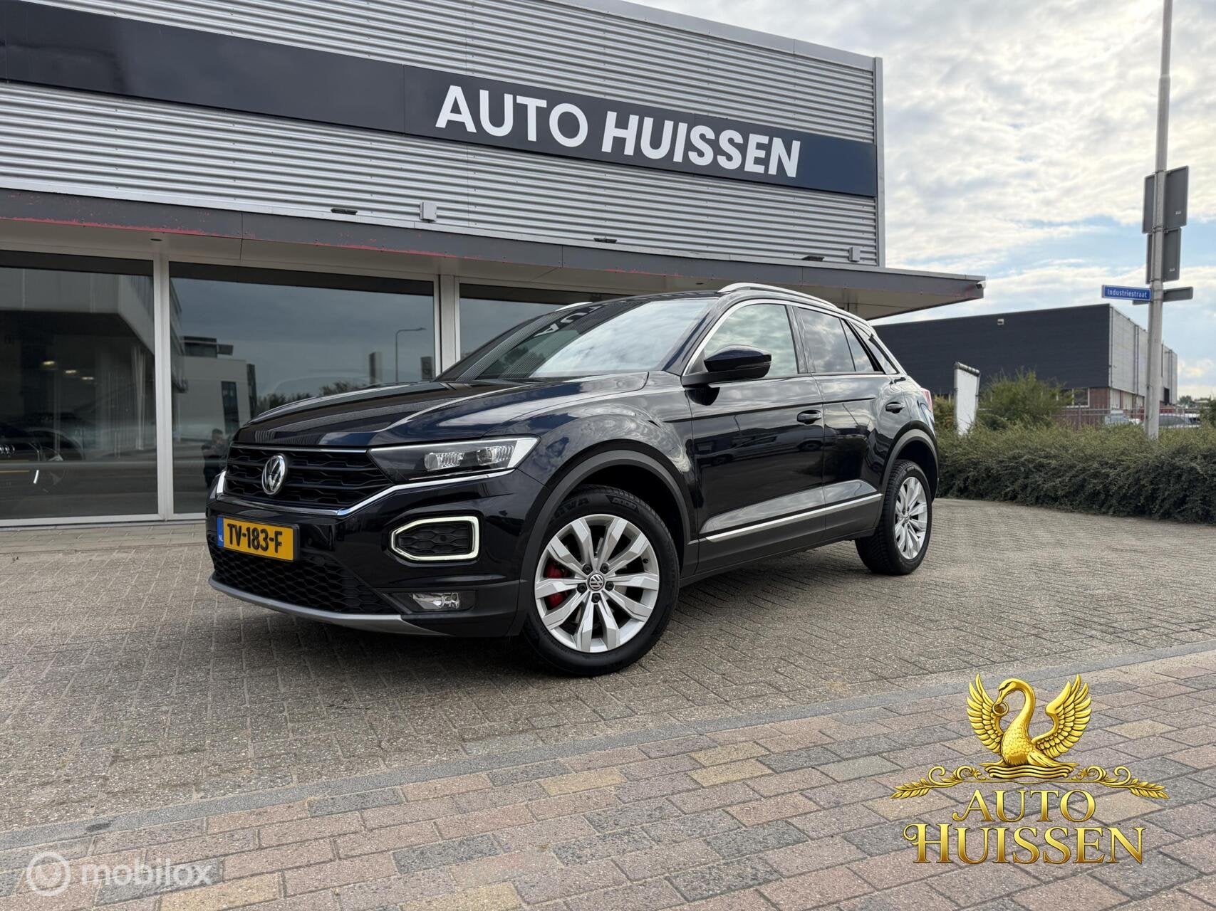 Volkswagen T-Roc 1.0 TSI Sport ACC LED CARPLAY CAMERA, Auto's, Gebruikt, Euro 6, 116 pk, Zwart