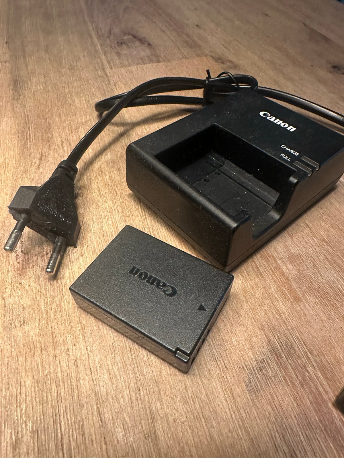 Canon LP-E10 Accu met Oplader, Audio, Tv en Foto, Gebruikt