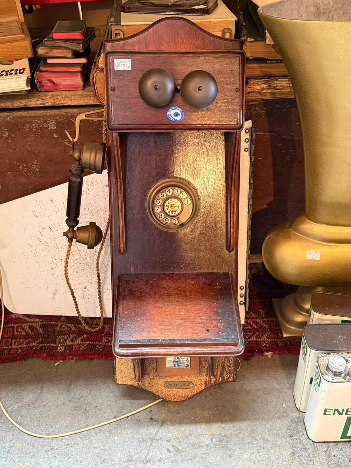Antieke wandtelefoon met draaischijf, Antiek en Kunst, Curiosa en Brocante, Ophalen