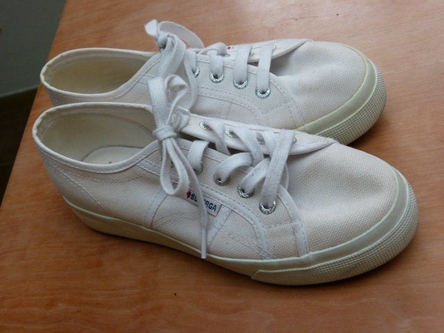 Gympen witte schoenen veters maat 38 SUPERGA, Wit, Ophalen of Verzenden, Sneakers of Gympen, Gedragen