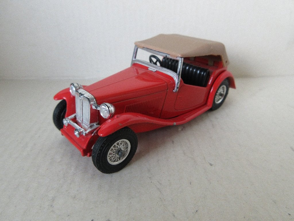 Matchbox Models of Yesteryear MG T.C. 1945 nr. Y-8, Hobby en Vrije tijd, Ophalen of Verzenden, Zo goed als nieuw, Auto, Matchbox