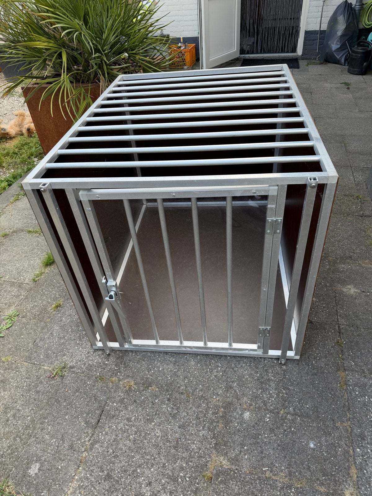 Hondenbench, Ophalen, Zo goed als nieuw