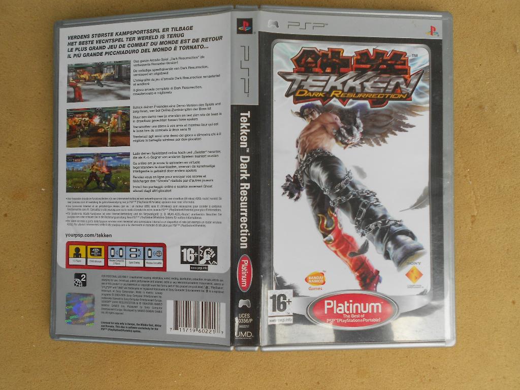 Game tekken dark revolution voor playstation portable m/boek, Spelcomputers en Games, Ophalen, Gebruikt, Vechten, 1 speler