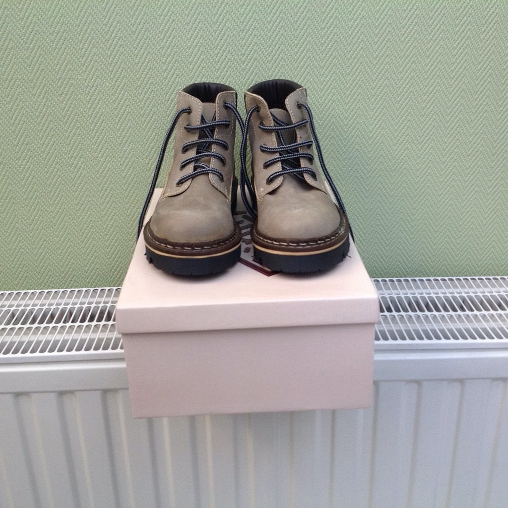 Boots nagelnieuwe bottines Merk "Trinity Boots", Verzenden, Beige, Snowboots, Nieuw