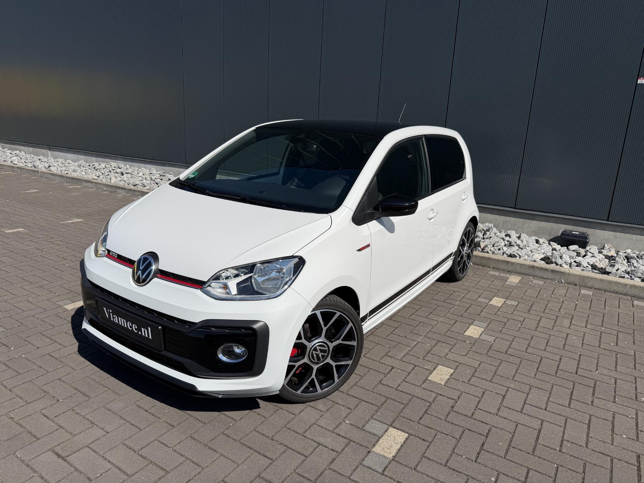 Volkswagen Up! 1.0 TSI GTI | Dealer onderhouden | Camera | C, Auto's, Voorwielaandrijving, Dealer onderhouden, Gebruikt, 4 stoelen