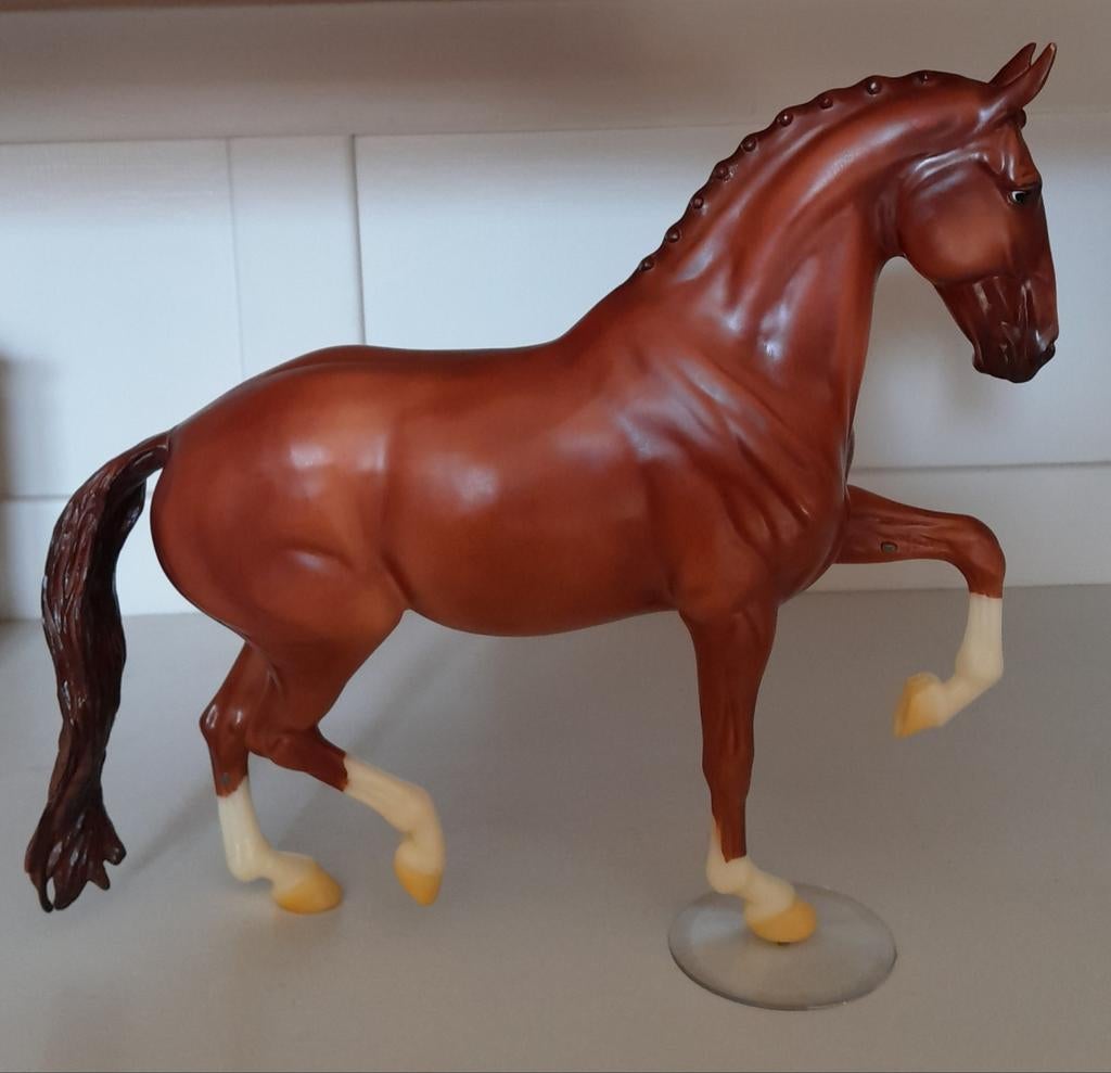 Breyer Traditional Mistral Hojris 1480 (retired), Ophalen of Verzenden, Zo goed als nieuw, Paard, Beeldje of Figuurtje