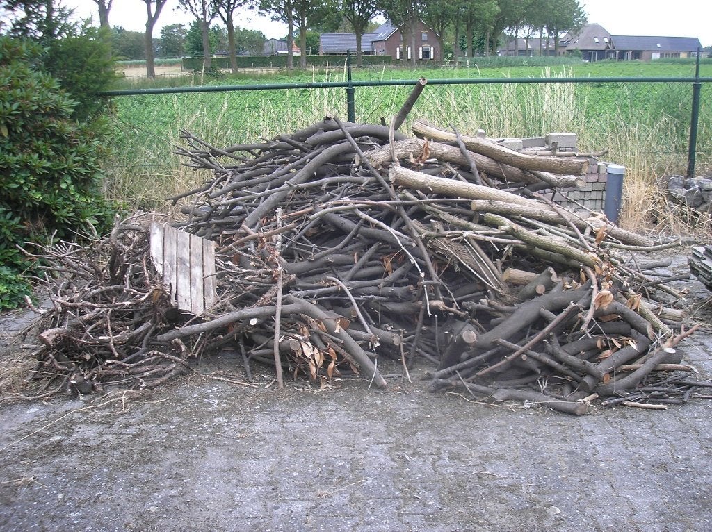 brandhout  voor de kachel, Tuin en Terras, Haardhout, Minder dan 3 m³, Ophalen, Overige houtsoorten, Stammen