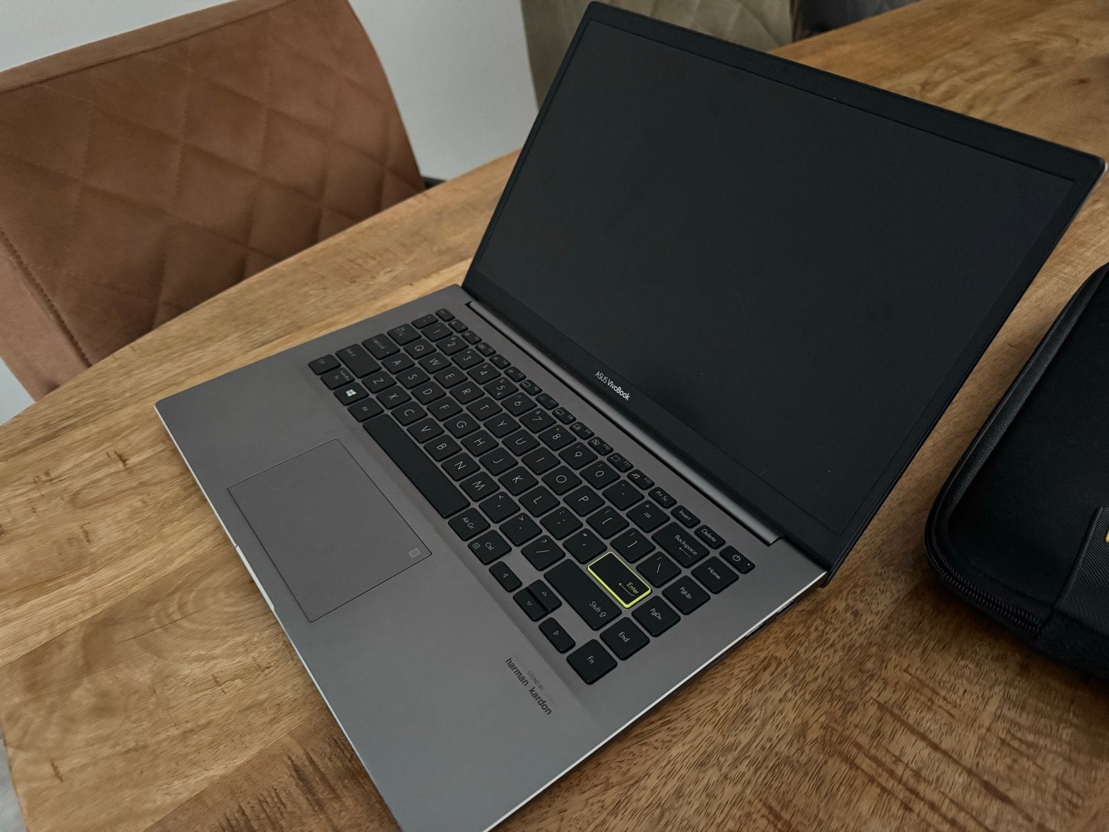 ASUS VivoBook, Ophalen, Gebruikt, 2 tot 3 Ghz, Qwerty