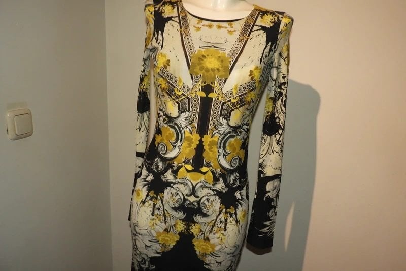Roberto Cavalli stretch jurk prachtige print mt XS, Zo goed als nieuw, Roberto Cavalli, Maat 34 (XS) of kleiner, Boven de knie