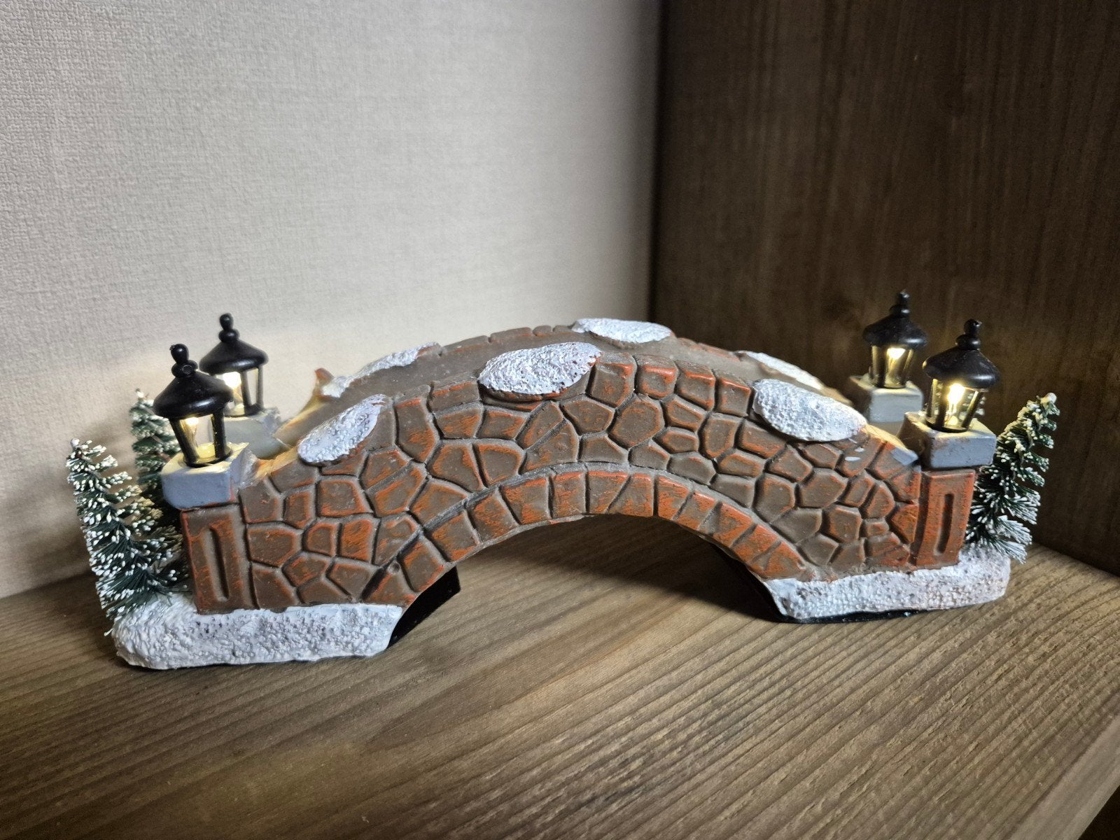 kerstdorp mooie brug met verlichting kersthuisjes, Ophalen of Verzenden, Zo goed als nieuw