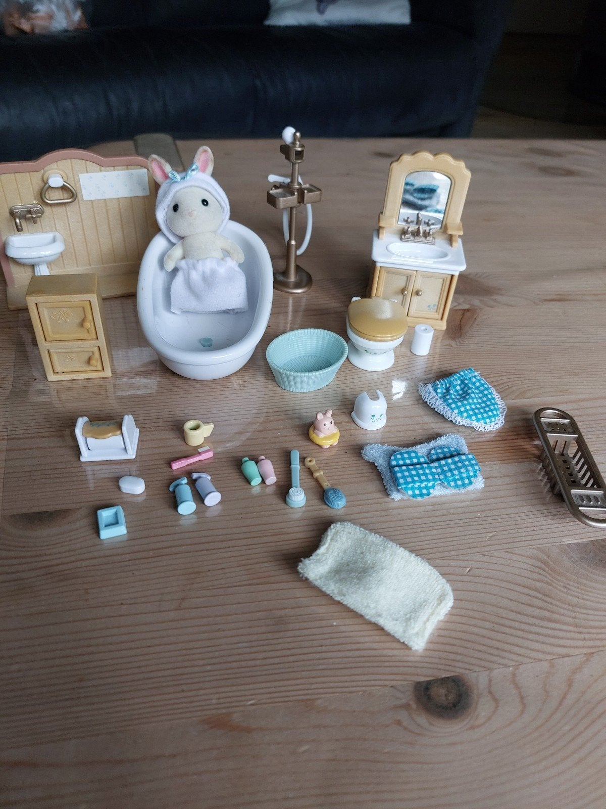 Sylvanian families 5034 badkamerset country bathroom set, Ophalen of Verzenden, Zo goed als nieuw, Poppenhuis