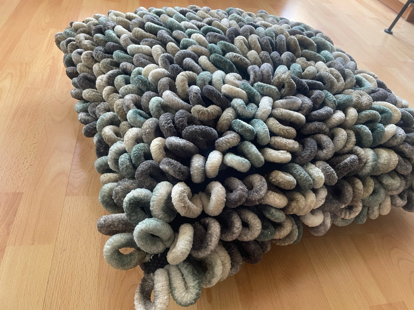 Kwantum statement piece designkussen met lusjes 60x60cm, Ophalen, Overige merken, Gebruikt, Meerkleurig