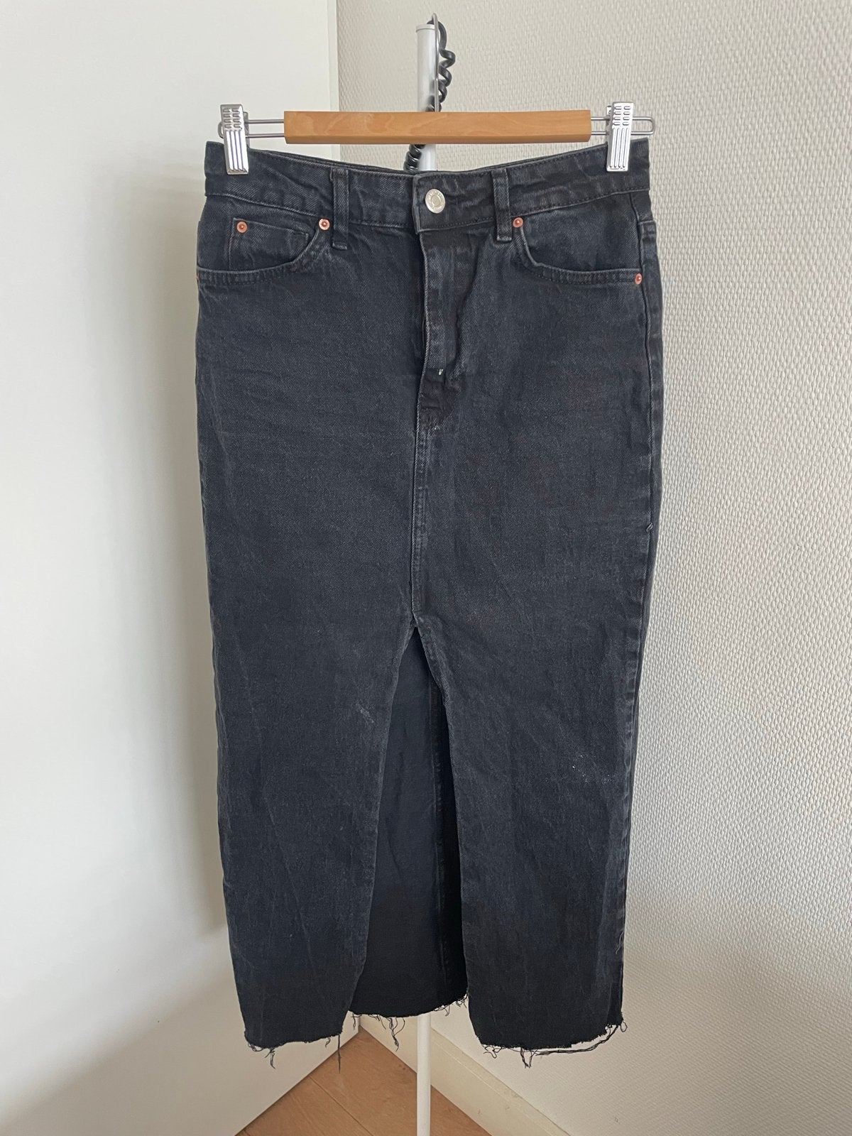 Stradivarius spijkerrok zwart maat 36, Zwart, Ophalen of Verzenden, Zo goed als nieuw, Maat 36 (S)