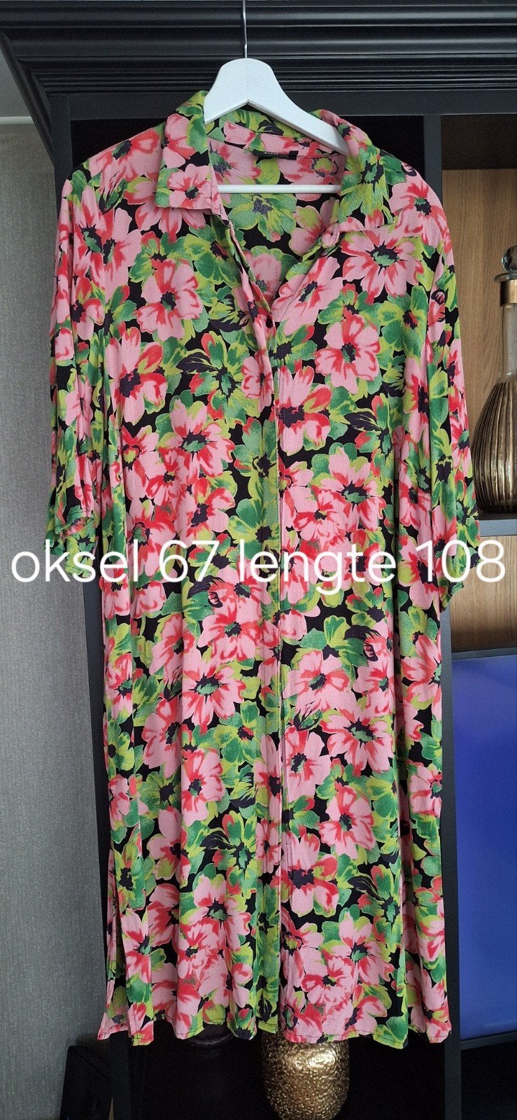 Prachtige jurk 50 52, Ophalen of Verzenden, Nieuw, Maat 46/48 (XL) of groter, Onder de knie