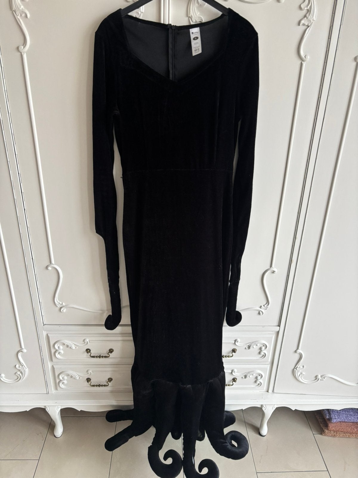 Nieuwstaat halloween maleficient morticia adams jurk 36 S, Ophalen of Verzenden, Zo goed als nieuw, Maat 36 (S), Halloween
