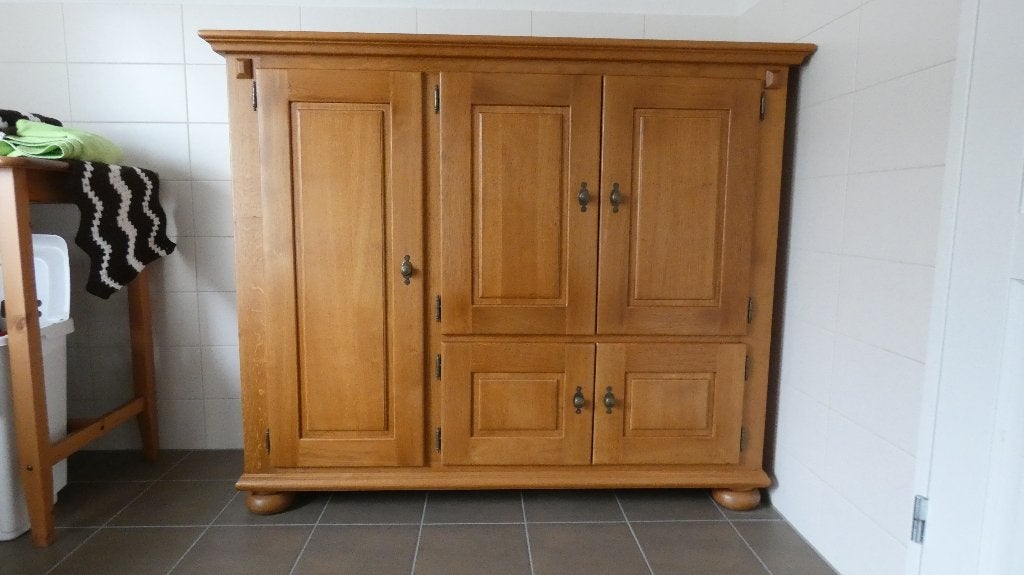kast/dressoir, Ophalen, Met deur(en), 100 tot 150 cm, 150 tot 200 cm