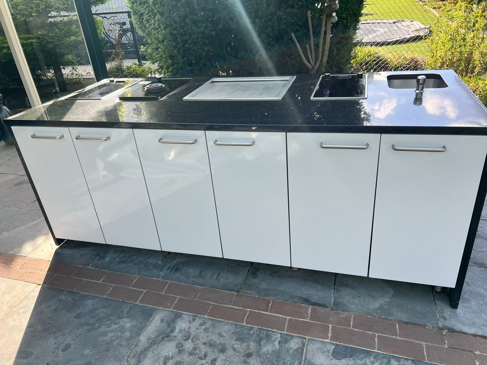 Luxe buitenkeuken met grill, kookplaat en friteuse, Ophalen, Zo goed als nieuw, Elektrisch, Inbouw