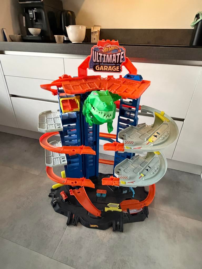 Hot Wheels Ultimate Garage met T-Rex, Ophalen, Gebruikt, Jongen