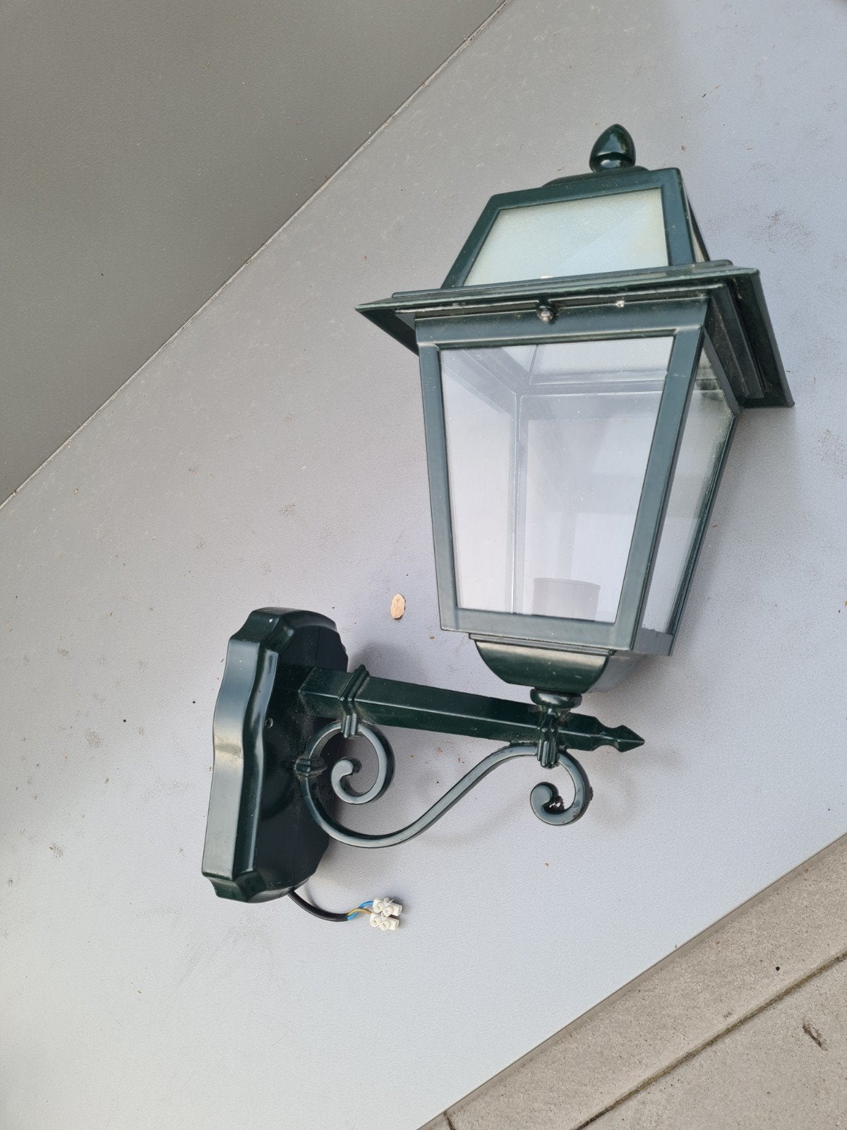 KS Tuinverlichting Lantaarn Wandlamp Showroom Model, Tuin en Terras, Minder dan 50 watt, Wandlamp, Ophalen of Verzenden, Waterbestendig