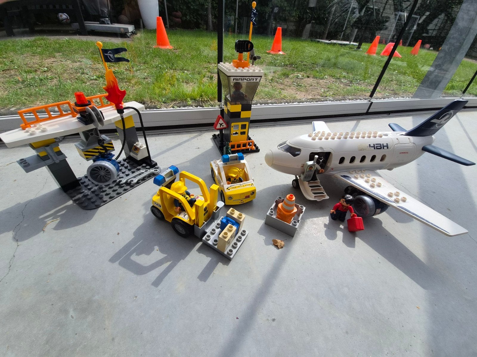 LEGO Duplo Vliegveld Super Set (7840) - Klassieker uit 2005, Ophalen of Verzenden, Gebruikt