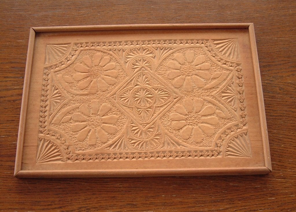 Houten houtsnijwerk dienblad Friese Kerfsnede, Ophalen of Verzenden, Hout, Overige typen