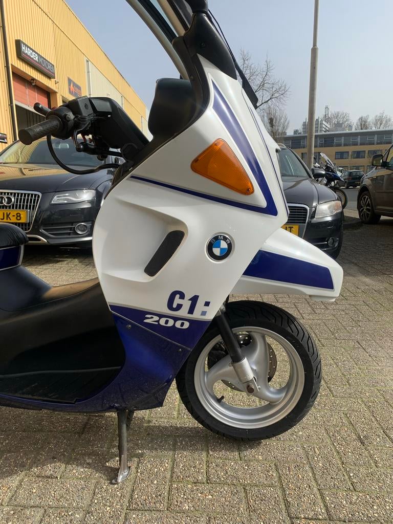 BMW C1 Williams Collector Item - Grote Beurt & Nieuwe Banden, Motoren, Scooter, Particulier, 200 cc, 1 cilinder