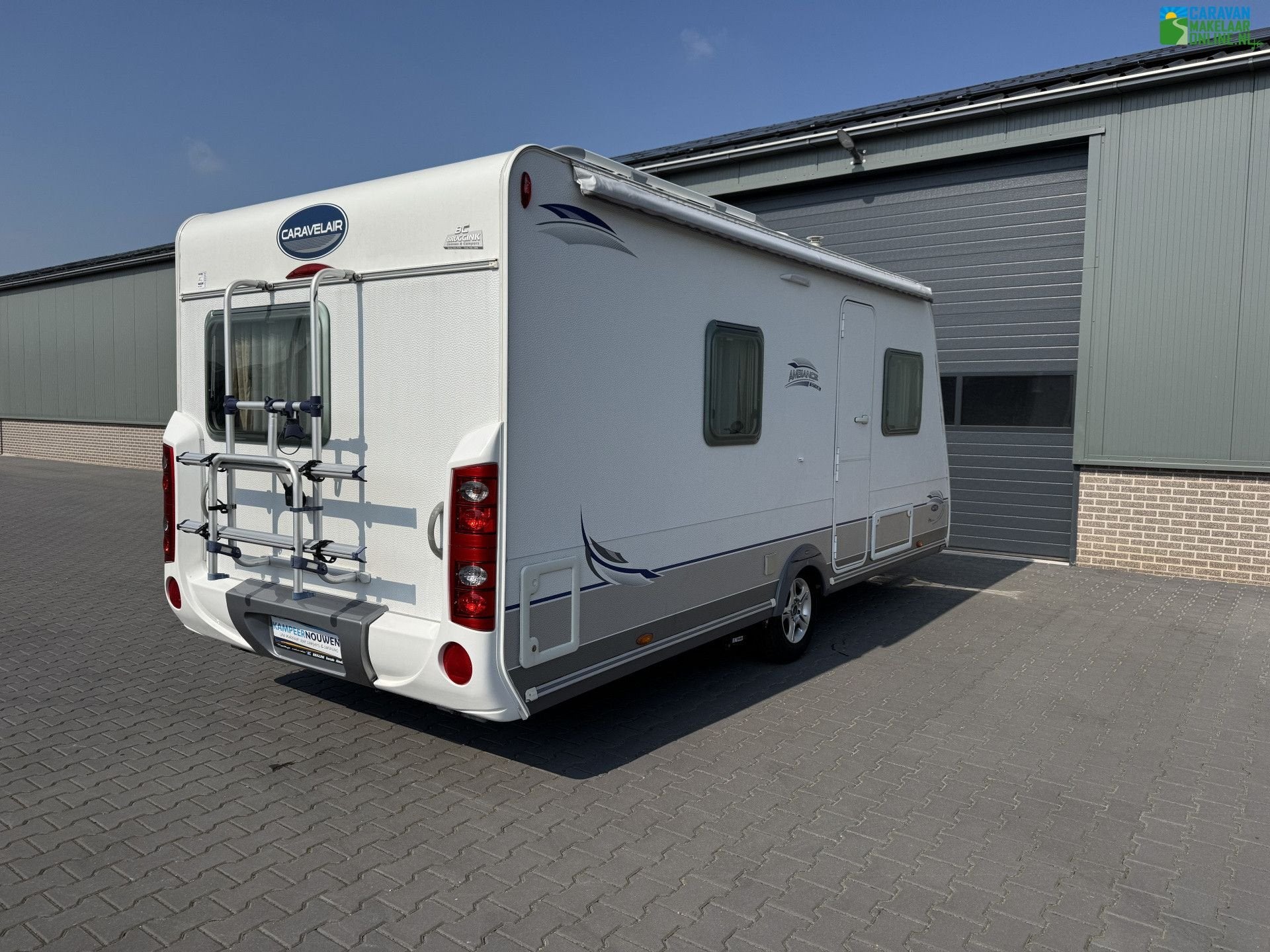 Foto 4 van Caravelair Ambiance Style 475 | Nette staat | Vast bed | 4p!
